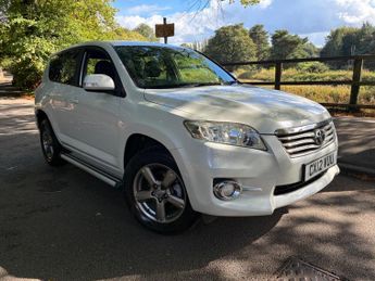 Toyota RAV4 2.2 D-4D XT-R 4WD Euro 5 5dr