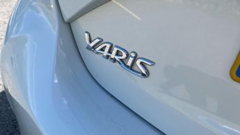 Toyota Yaris 1.5 VVT-h Y20 E-CVT Euro 6 (s/s) 5dr