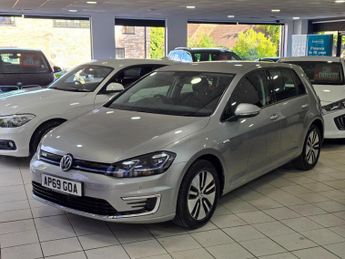 Volkswagen e-Golf 35.8kWh e-Golf Auto 5dr