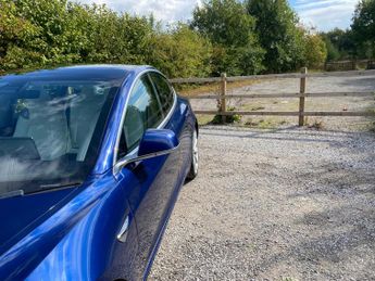 Tesla Model 3 (Dual Motor) Performance Auto 4WDE 4dr (Performance Upgrade)