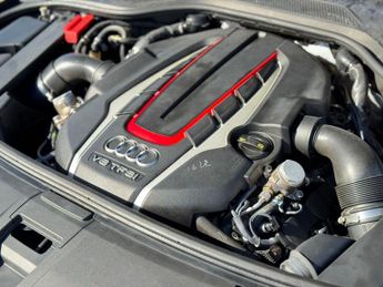 Audi S8 4.0 TFSI V8 Saloon 4dr Petrol Tiptronic quattro Euro 6 (s/s) (52