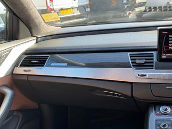 Audi S8 4.0 TFSI V8 Saloon 4dr Petrol Tiptronic quattro Euro 6 (s/s) (52