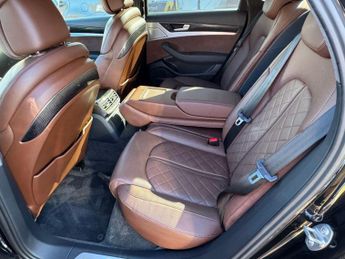Audi S8 4.0 TFSI V8 Saloon 4dr Petrol Tiptronic quattro Euro 6 (s/s) (52