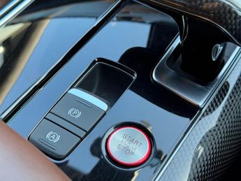 Audi S8 4.0 TFSI V8 Saloon 4dr Petrol Tiptronic quattro Euro 6 (s/s) (52