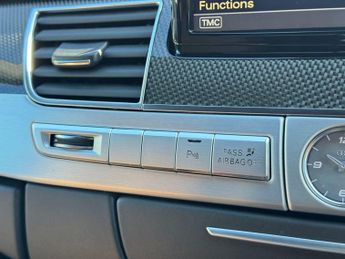 Audi S8 4.0 TFSI V8 Saloon 4dr Petrol Tiptronic quattro Euro 6 (s/s) (52