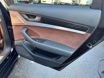 Audi S8 4.0 TFSI V8 Saloon 4dr Petrol Tiptronic quattro Euro 6 (s/s) (52