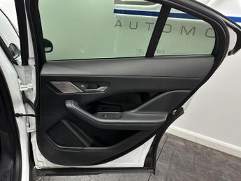 Jaguar I-PACE 400 90kWh SE Auto 4WD 5dr