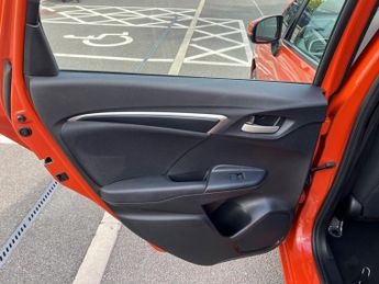 Honda Jazz 1.3 i-VTEC SE CVT Euro 6 (s/s) 5dr