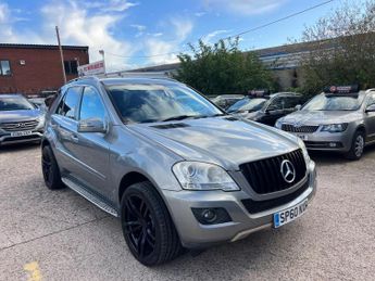 Mercedes M Class 3.0 ML300 CDI V6 BlueEfficiency Sport Tiptronic 4WD Euro 5 5dr