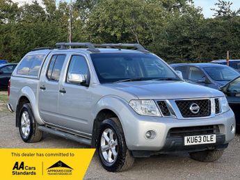 Nissan Navara 2.5 dCi Tekna 4WD Euro 5 4dr