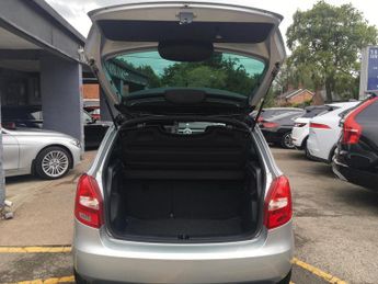 Skoda Fabia 1.4 TSI vRS S2000 DSG Euro 5 5dr