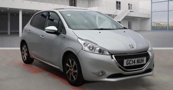 Peugeot 208 1.2 VTi Style Euro 5 5dr