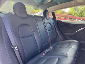 Tesla Model 3 (Dual Motor) Performance Auto 4WDE 4dr (Performance Upgrade)