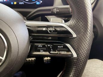 Mercedes-Benz A Class 1.3 A200h MHEV AMG Line (Premium Plus) 7G-DCT Euro 6 (s/s) 4dr