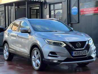 Nissan Qashqai 1.3 DIG-T N-Motion Euro 6 (s/s) 5dr