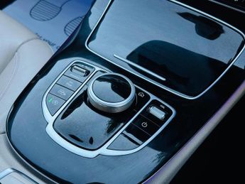 Mercedes-Benz E Class 2.0 E220d SE G-Tronic+ Euro 6 (s/s) 4dr