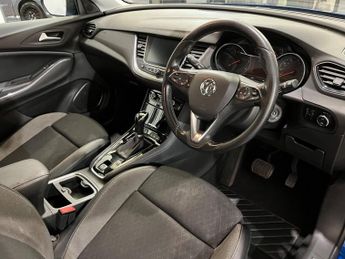 Vauxhall Grandland X 1.5 Turbo D BlueInjection Sport Nav Auto Euro 6 (s/s) 5dr