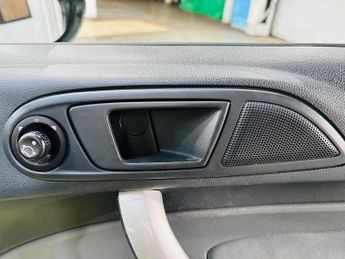 Ford Fiesta 1.4 Zetec 5dr