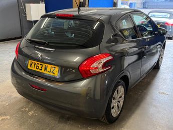 Peugeot 208 1.2 VTi Access+ Euro 5 3dr