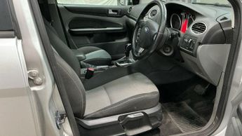 Ford Focus 2.0 TDCi DPF Zetec S Powershift 5dr