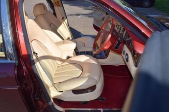 Rolls-Royce Silver Seraph 5.4 4dr