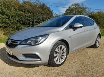 Vauxhall Astra 1.6 CDTi BlueInjection Design Euro 6 (s/s) 5dr