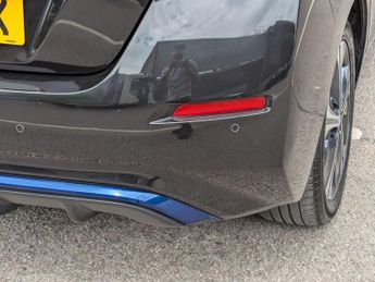 Nissan Leaf 40kWh Tekna Auto 5dr