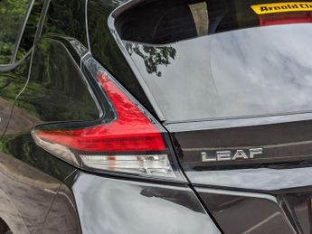 Nissan Leaf 40kWh Tekna Auto 5dr