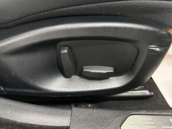 Jaguar XE 2.0d Portfolio Auto Euro 6 (s/s) 4dr
