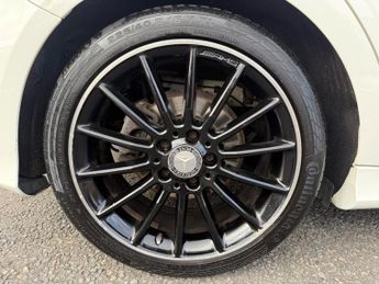Mercedes-Benz A Class 2.1 A200d AMG Line (Premium) 7G-DCT Euro 6 (s/s) 5dr