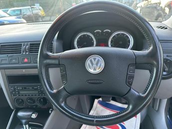 Volkswagen Bora 1.6 SE 4dr