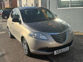 Chrysler Ypsilon 1.2 SE Euro 5 (s/s) 5dr