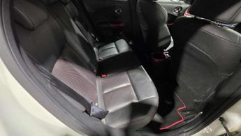 Nissan Juke 1.6 Tekna XTRON Euro 5 5dr