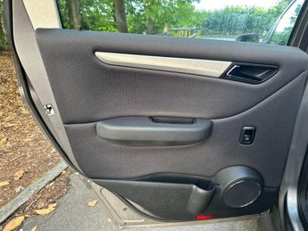 Mercedes-Benz B Class 1.5 B160 SE CVT 5dr