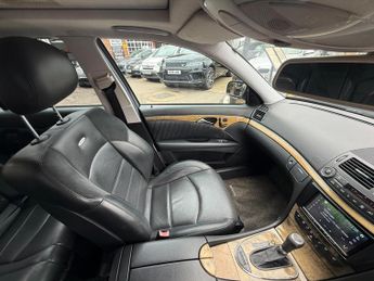 Mercedes-Benz E Class 6.2 E63 AMG G-Tronic 4dr