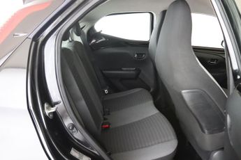 Toyota AYGO 1.0 VVT-i x-play Euro 6 5dr