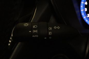 Toyota Corolla 1.8 VVT-h Icon Tech CVT Euro 6 (s/s) 5dr