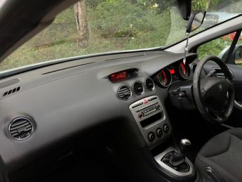 Peugeot 308 SW 1.6 HDi S 5dr