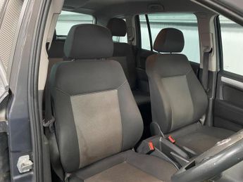 Vauxhall Zafira 1.6 16V Exclusiv Euro 5 5dr