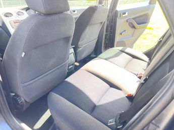Ford Focus 1.6 Zetec Climate 5dr