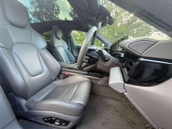 Porsche TAYCAN Taycan Turbo S 4WD 4dr