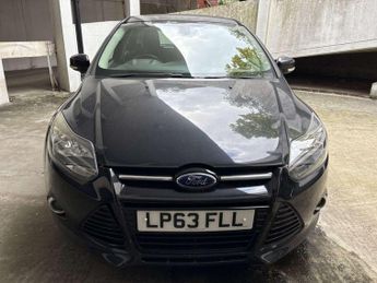 Ford Focus 1.6 Titanium Navigator Hatchback 5dr Petrol Powershift Euro 5 (1