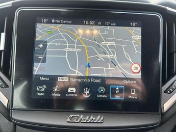 Maserati Ghibli 3.0D V6 ZF Euro 5 (s/s) 4dr