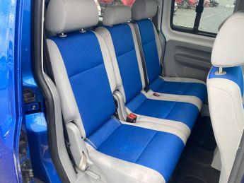 Volkswagen Caddy Maxi Life 1.9 TDI Pure Drive DSG Euro 4 5dr
