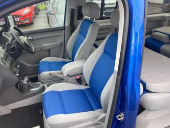 Volkswagen Caddy Maxi Life 1.9 TDI Pure Drive DSG Euro 4 5dr
