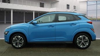 Hyundai KONA 64kWh Premium Auto 5dr (10.5kW Charger)