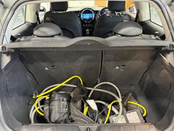 MINI Electric Hatch Cooper SE 32.6kWh Level 1 Auto 3dr