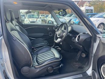 MINI Hatch 1.6 Cooper Steptronic Euro 4 3dr