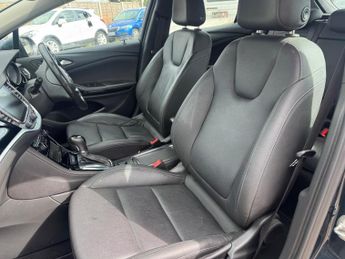 Vauxhall Astra 1.4i Turbo Elite Nav Auto Euro 6 (s/s) 5dr
