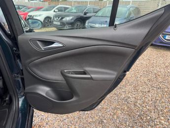 Vauxhall Astra 1.4i Turbo Elite Nav Auto Euro 6 (s/s) 5dr